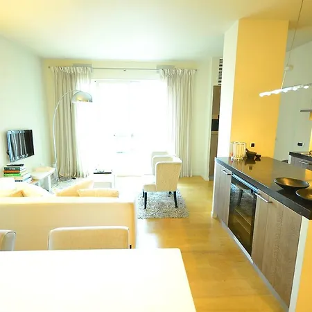 Flower Riviera Apartment